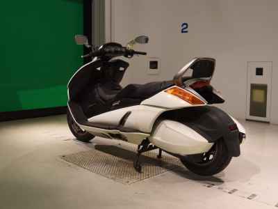 Suzuki Gemma 250
