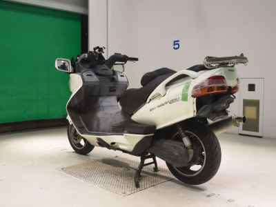 Suzuki Skywave 650LX 2011