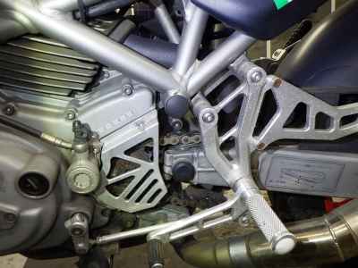 Ducati Monster 400 IE 2006