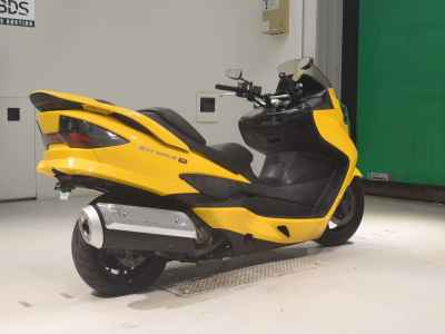 Suzuki Skywave 250M