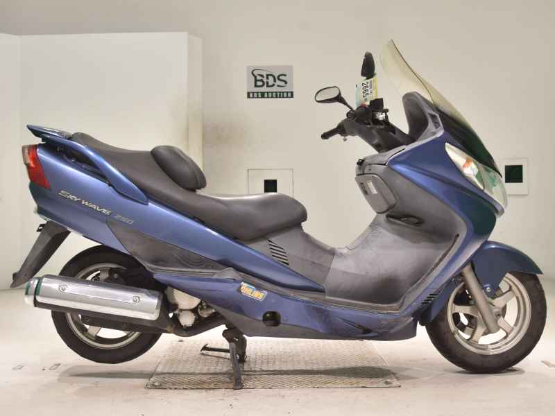 Suzuki Skywave 250S