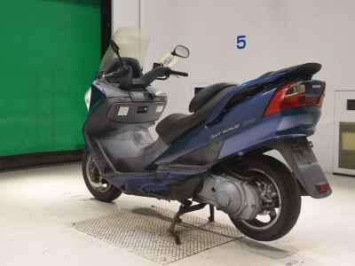 Suzuki Skywave 250S