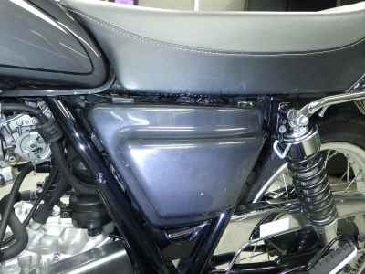 Yamaha SR400 2021