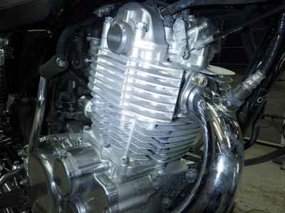 Yamaha SR400 2021