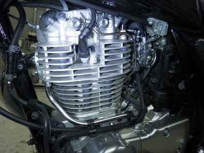 Yamaha SR400 2021