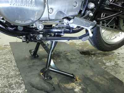 Yamaha SR400 2021