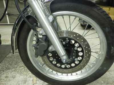 Yamaha SR400 2021