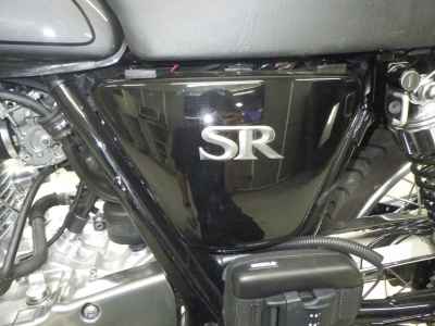 Yamaha SR400 2022