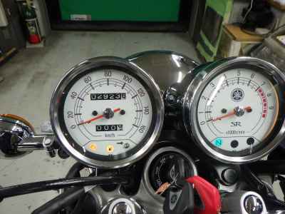 Yamaha SR400 2022