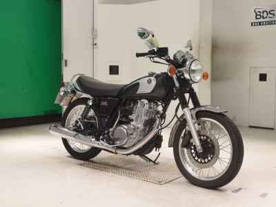 Yamaha SR400 2022