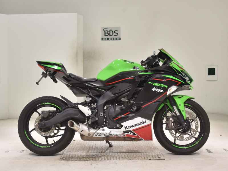 Kawasaki Ninja ZX-25R 2022