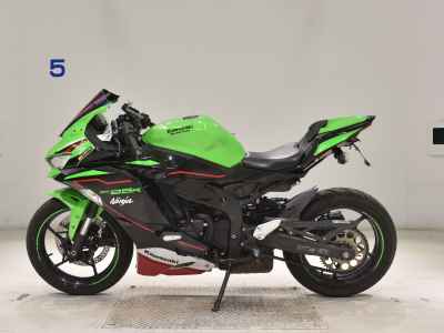 Kawasaki Ninja ZX-25R 2022