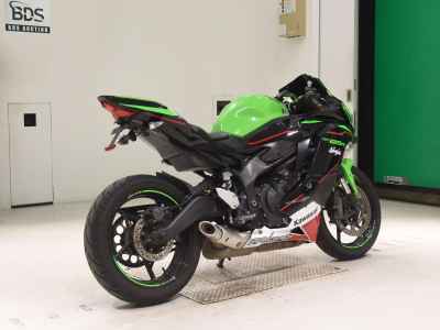 Kawasaki Ninja ZX-25R 2022