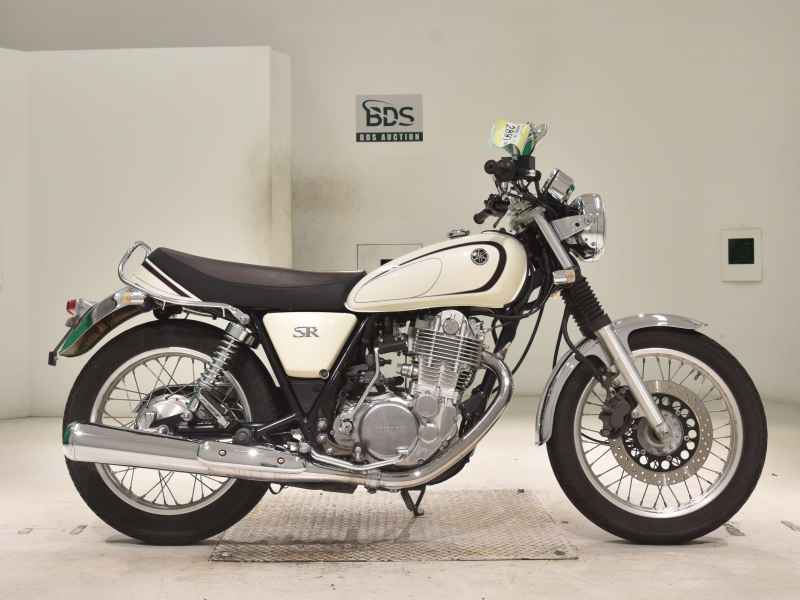 Yamaha SR400 2015