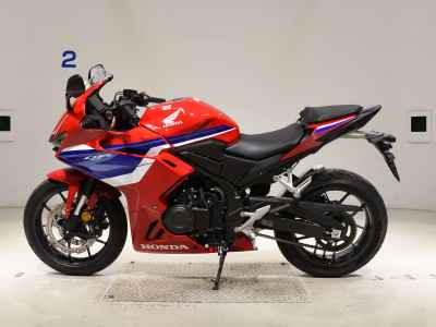 Honda CBR400R 2024
