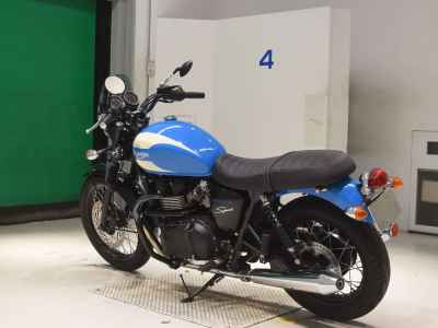 Triumph Bonneville T100 2015