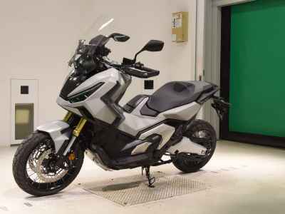 Honda X-Adv 750 2025