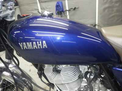 Yamaha SR400 2021