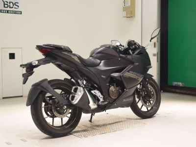 Suzuki Gixxer 250SF