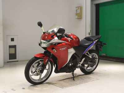 Honda CBR250R 2011