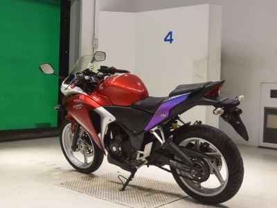 Honda CBR250R 2011