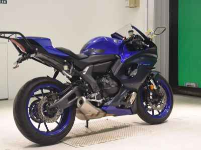 Yamaha YZF-R7 2022