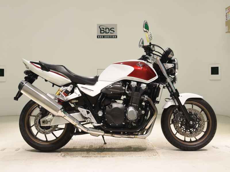 Honda CB1300SF 2016