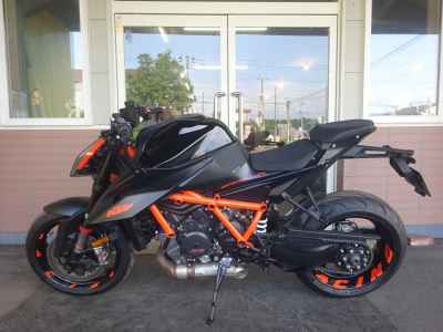 KTM 1290 Super Duke -R 2022