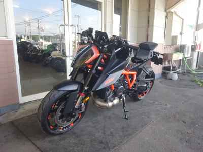 KTM 1290 Super Duke -R 2022