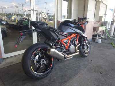 KTM 1290 Super Duke -R 2022