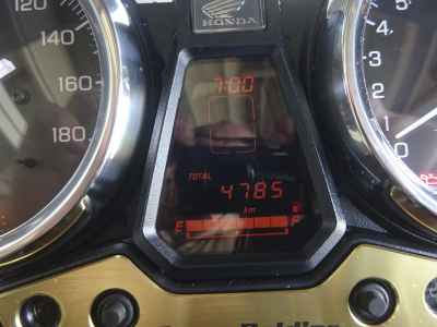 Honda CB400 Super Boldor 2022