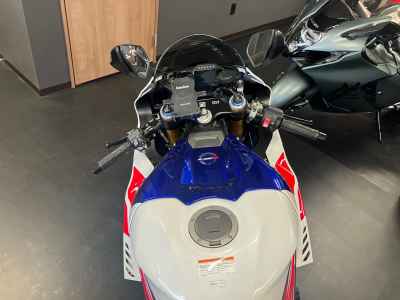 Honda CBR1000RR-R FB SP 2023