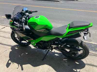 Kawasaki Ninja 400 KRT Edition 2020