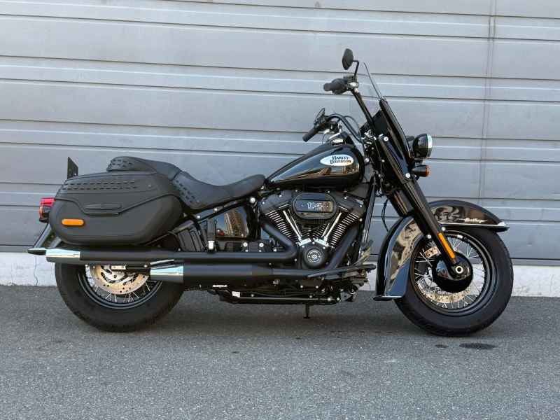 Harley-Davidson Heritage FLHCS1870 2024