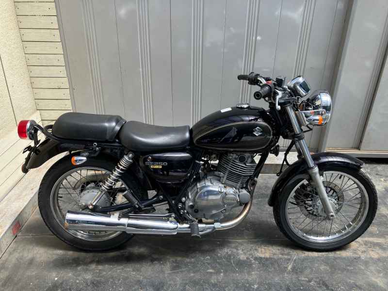 Suzuki ST250E
