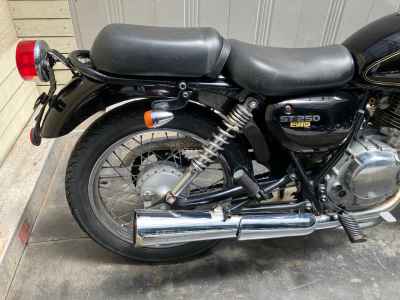 Suzuki ST250E
