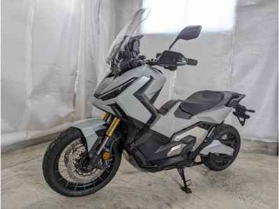 Honda X-Adv 750 2025