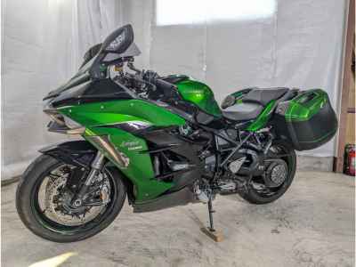 Kawasaki Ninja H2 SX 2020