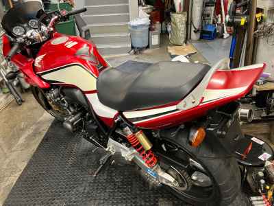Honda CB400 Super Boldor 2011