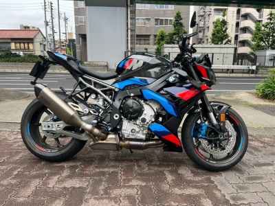 BMW M1000R 2026