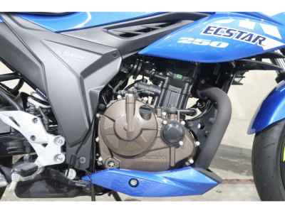 Suzuki Gixxer 250SF