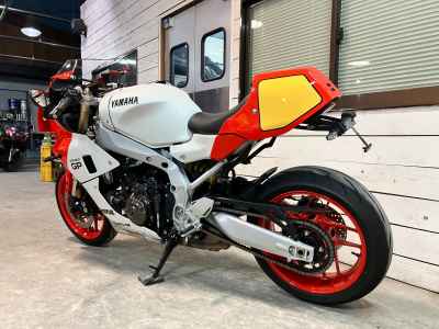 Yamaha XSR900 GP 2024