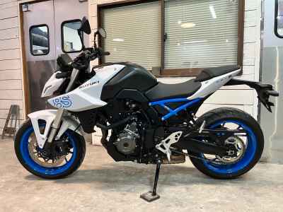 Suzuki GSX-8S 2024