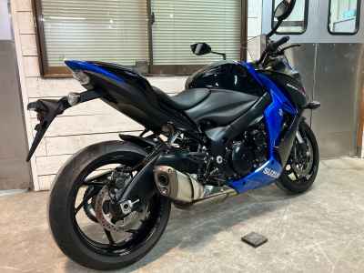 Suzuki GSX-S1000F 2018