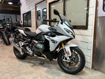 BMW R1250RS 2023