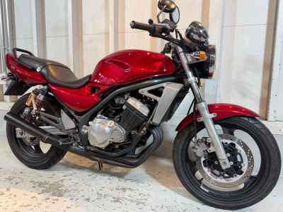Kawasaki Balius ZR250