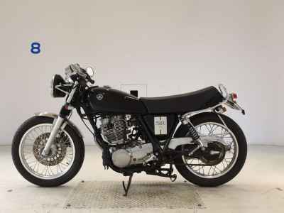 Yamaha SR400 2020