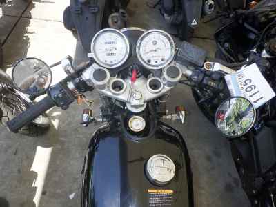 Yamaha SR400 2020