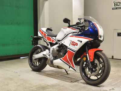 Yamaha XSR900 GP 2024