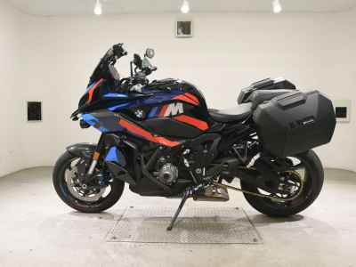 BMW M1000XR 2024